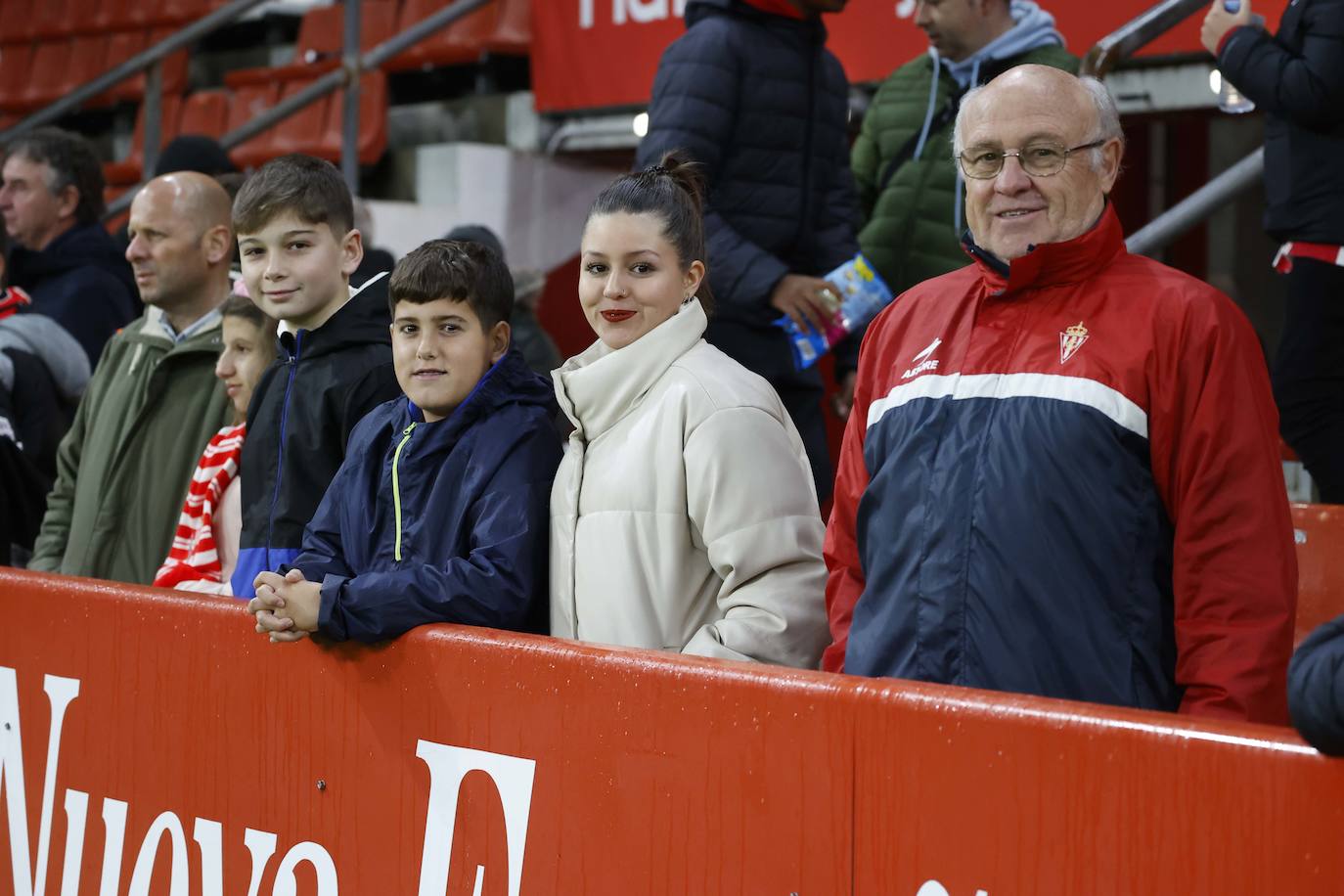 Fotos: ¿Estuviste en el Sporting - Leganés? ¡Búscate!