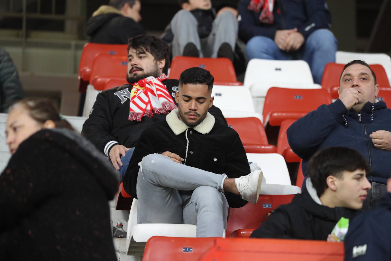 Fotos: ¿Estuviste en el Sporting - Leganés? ¡Búscate!