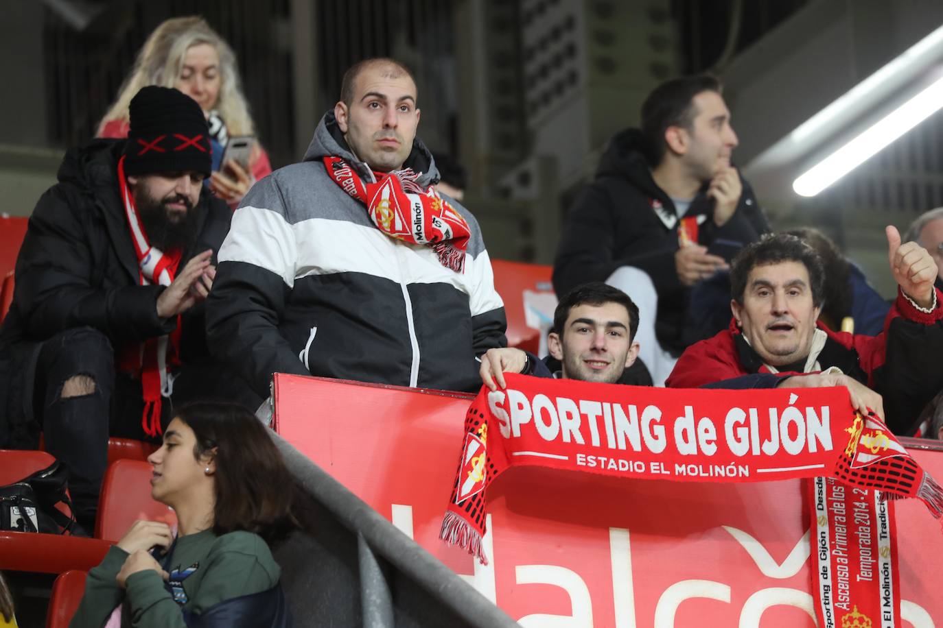 Fotos: ¿Estuviste en el Sporting - Leganés? ¡Búscate!