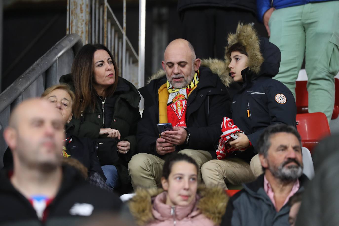 Fotos: ¿Estuviste en el Sporting - Leganés? ¡Búscate!