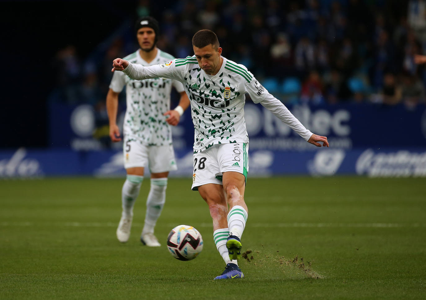 Fotos: Las mejores jugadas del Ponferradina - Real Oviedo