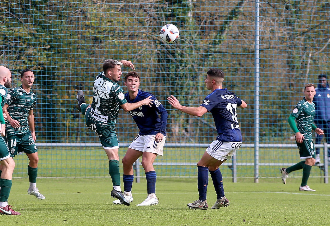 Fotos: Las mejores jugadas del Vetusta - Guijuelo