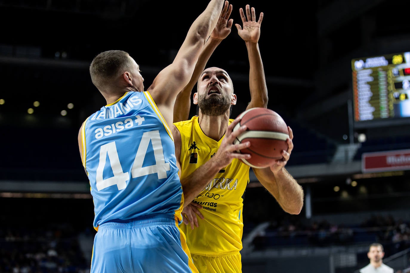 El Alimerka Oviedo cae con estrépito ante el Estudiantes