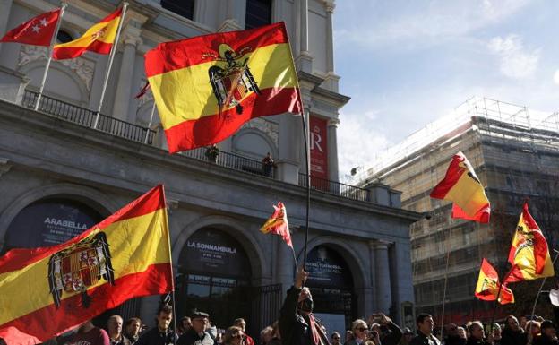 Concentración en homenaje de Franco de este domingo en la Plaza de Oriente de Madrid. . 