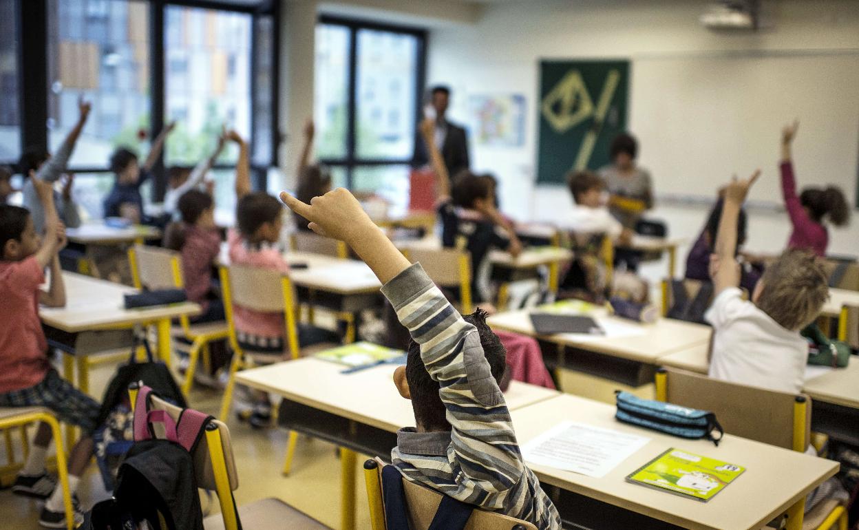 Imagen de una clase en un colegio de primaria. 