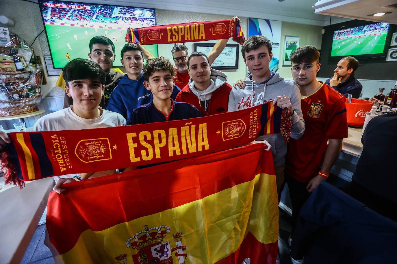 Fotos: Así se vivió en Asturias el debut de España en el Mundial