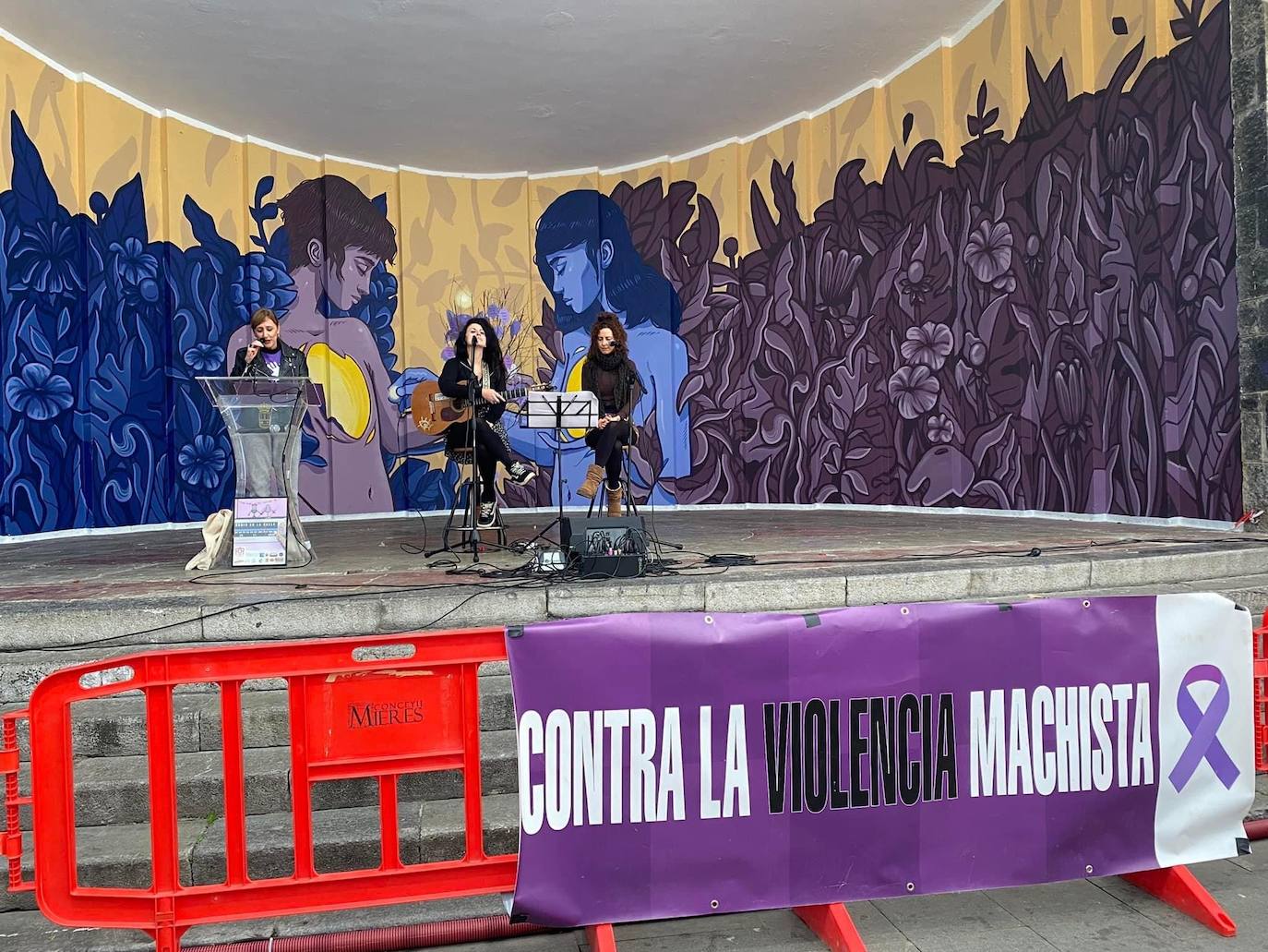 Concierto de Silvidos y Gemidos y presentación de mural de Lidia Cao en Mieres