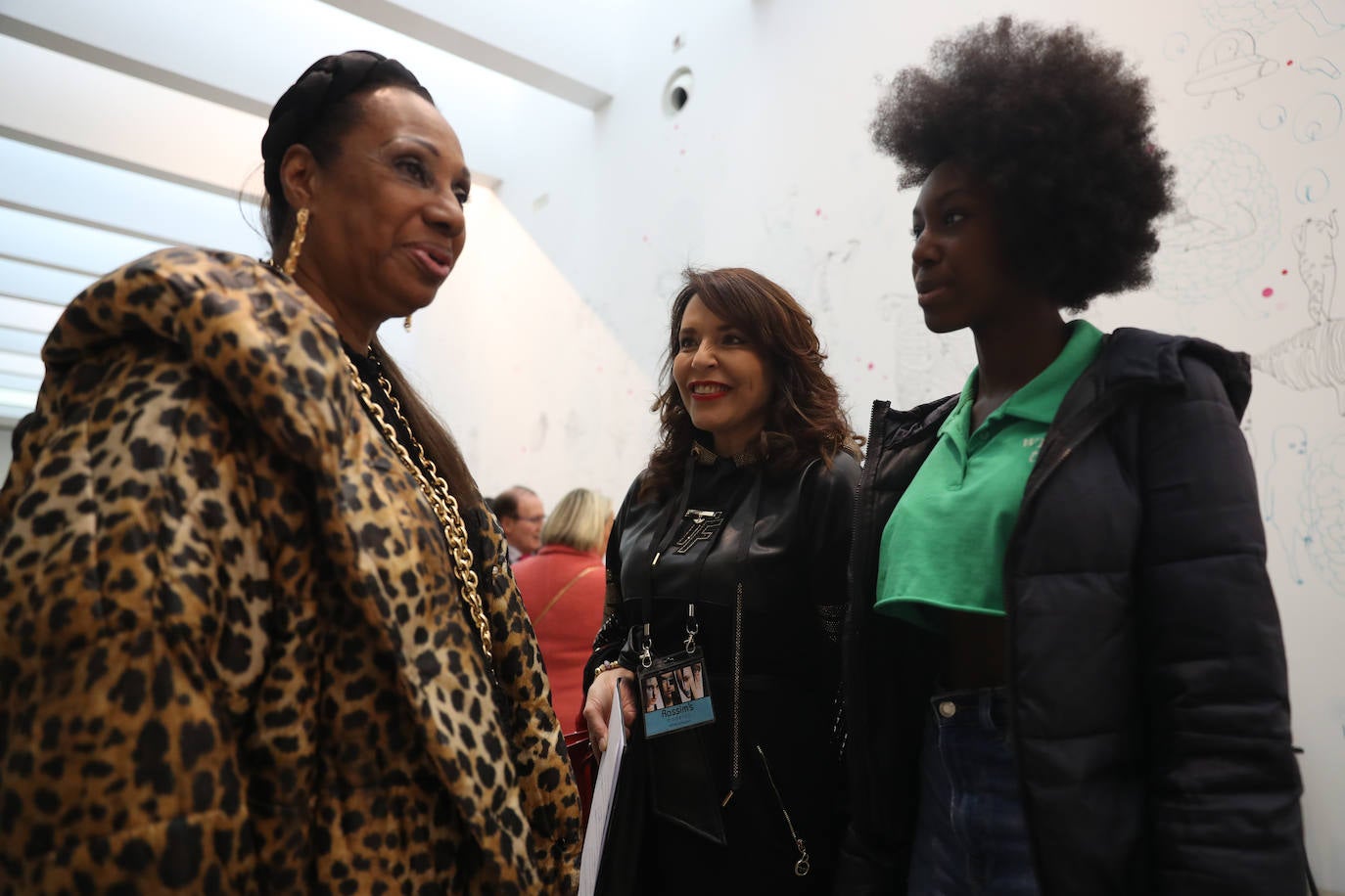 Fotos: Moda asturiana repleta de color y fantasía