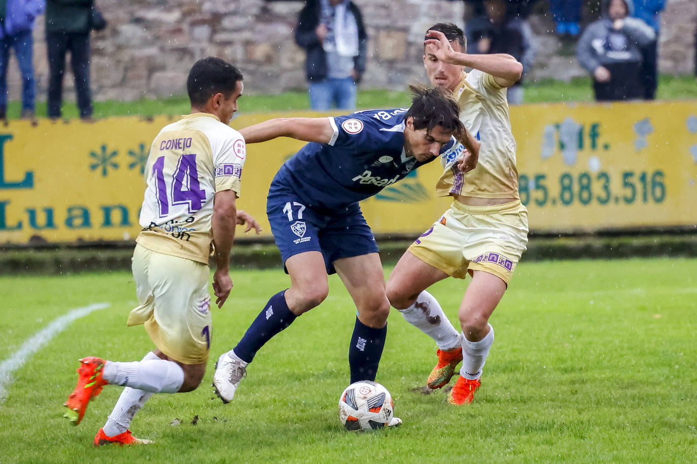 Fotos: Las mejores jugadas del Marino de Luanco - Palencia