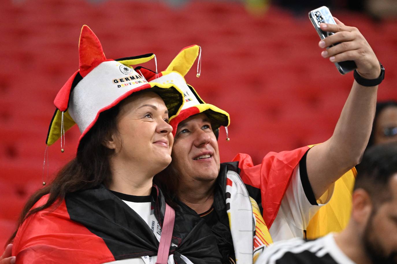 El duelo entre las aficiones