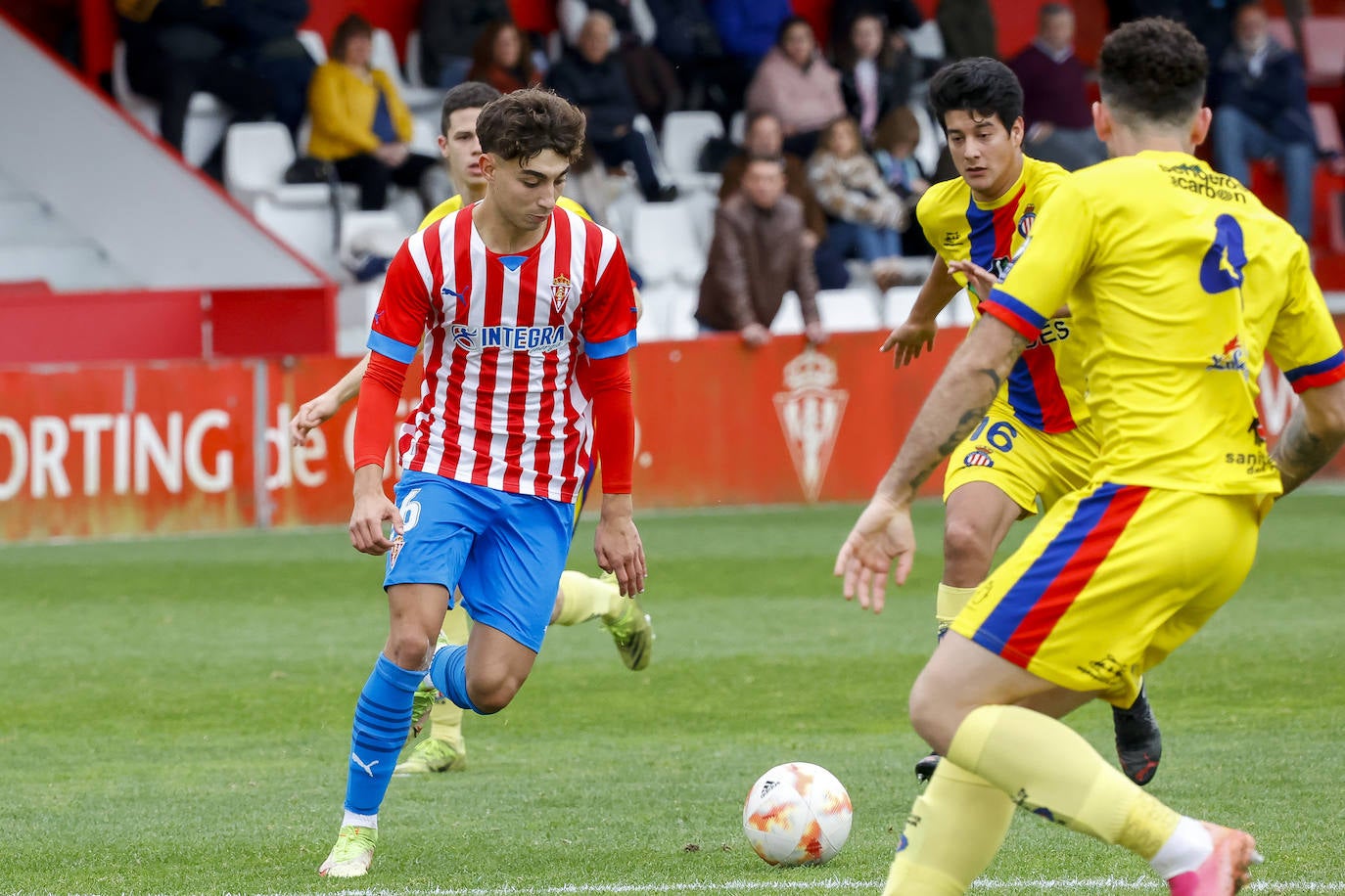 Fotos: Las mejores jugadas del Sporting B - Titánico