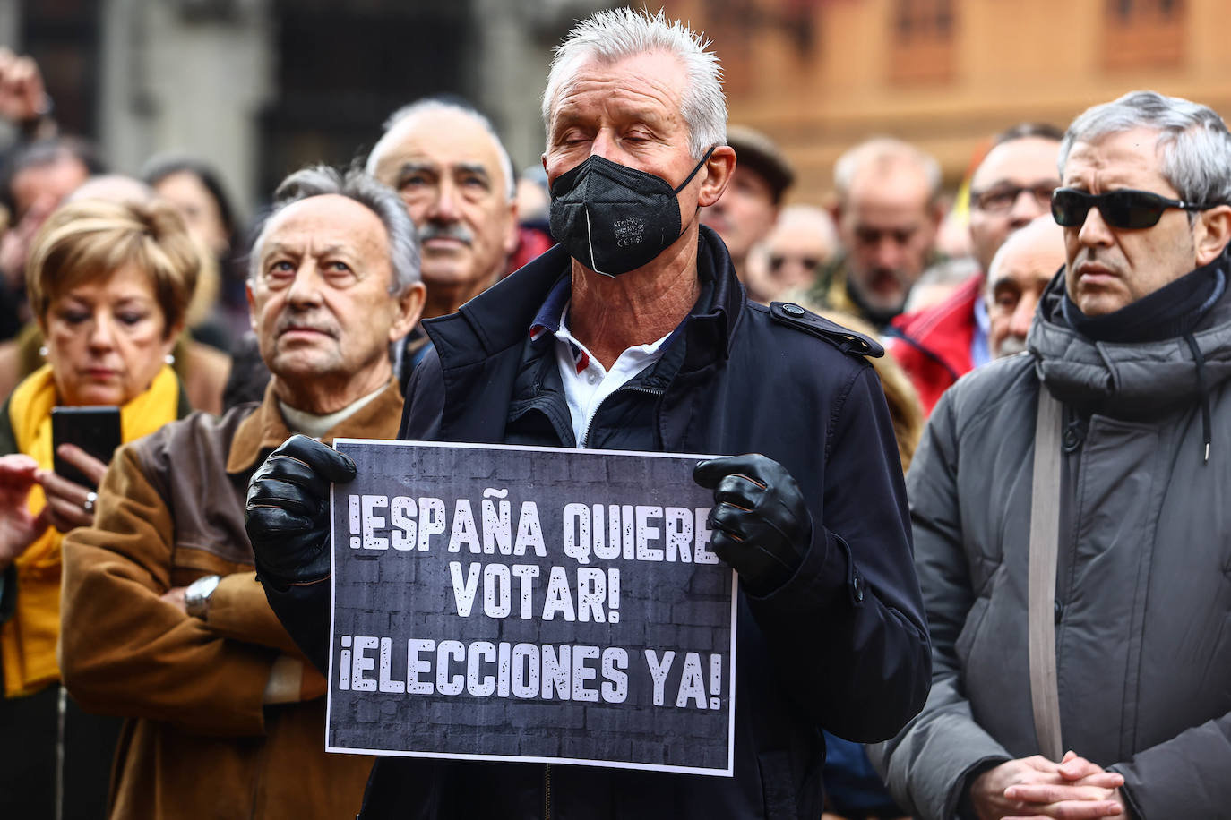 Fotos: Vox pide la dimisión de Sánchez: «Quiere una España arruinada y doblegada»