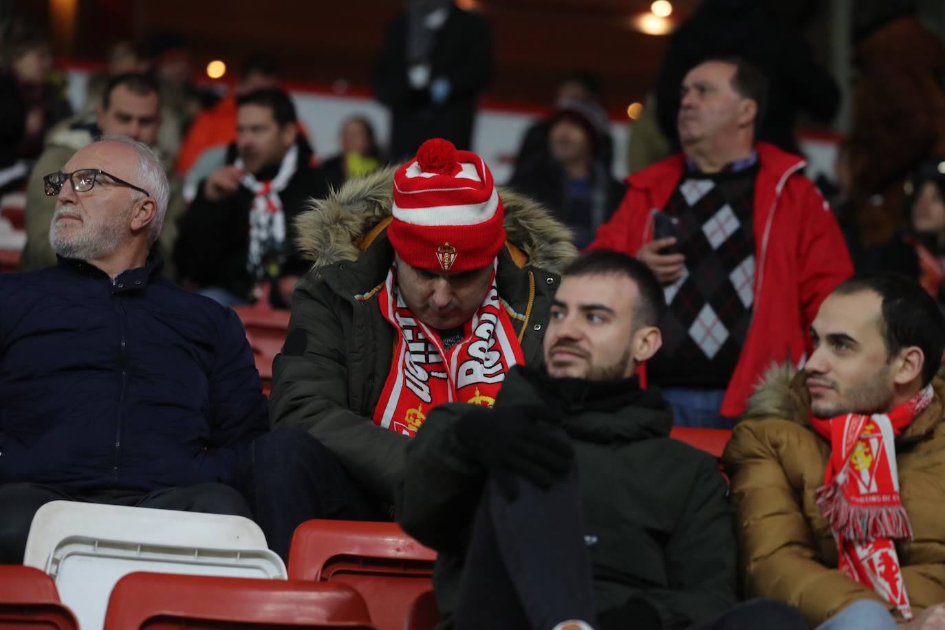 Fotos: ¿Estuviste en el Sporting - Las Palmas? ¡Búscate!