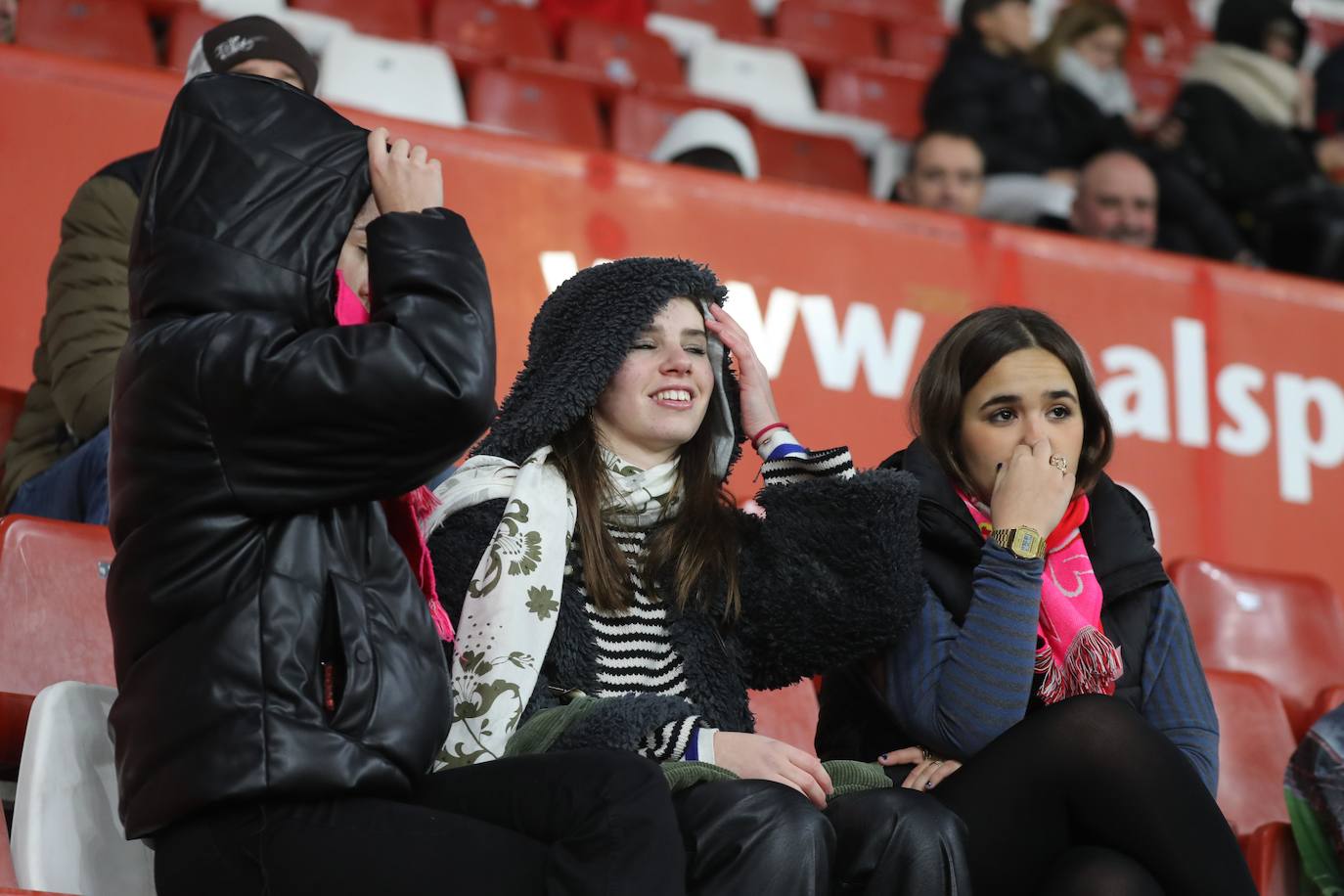 Fotos: ¿Estuviste en el Sporting - Las Palmas? ¡Búscate!