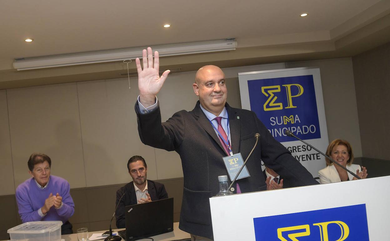 Pedro Leal, diputado de Foro Asturias, durante el congreso fundacional de Suma Principado celebrado, este sábado, en Oviedo. Leal liderará y será el principal candidato del nuevo partido