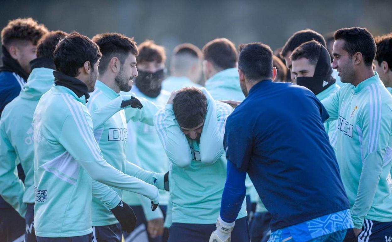 El Real Oviedo durante una de sus sesiones de entrenamiento