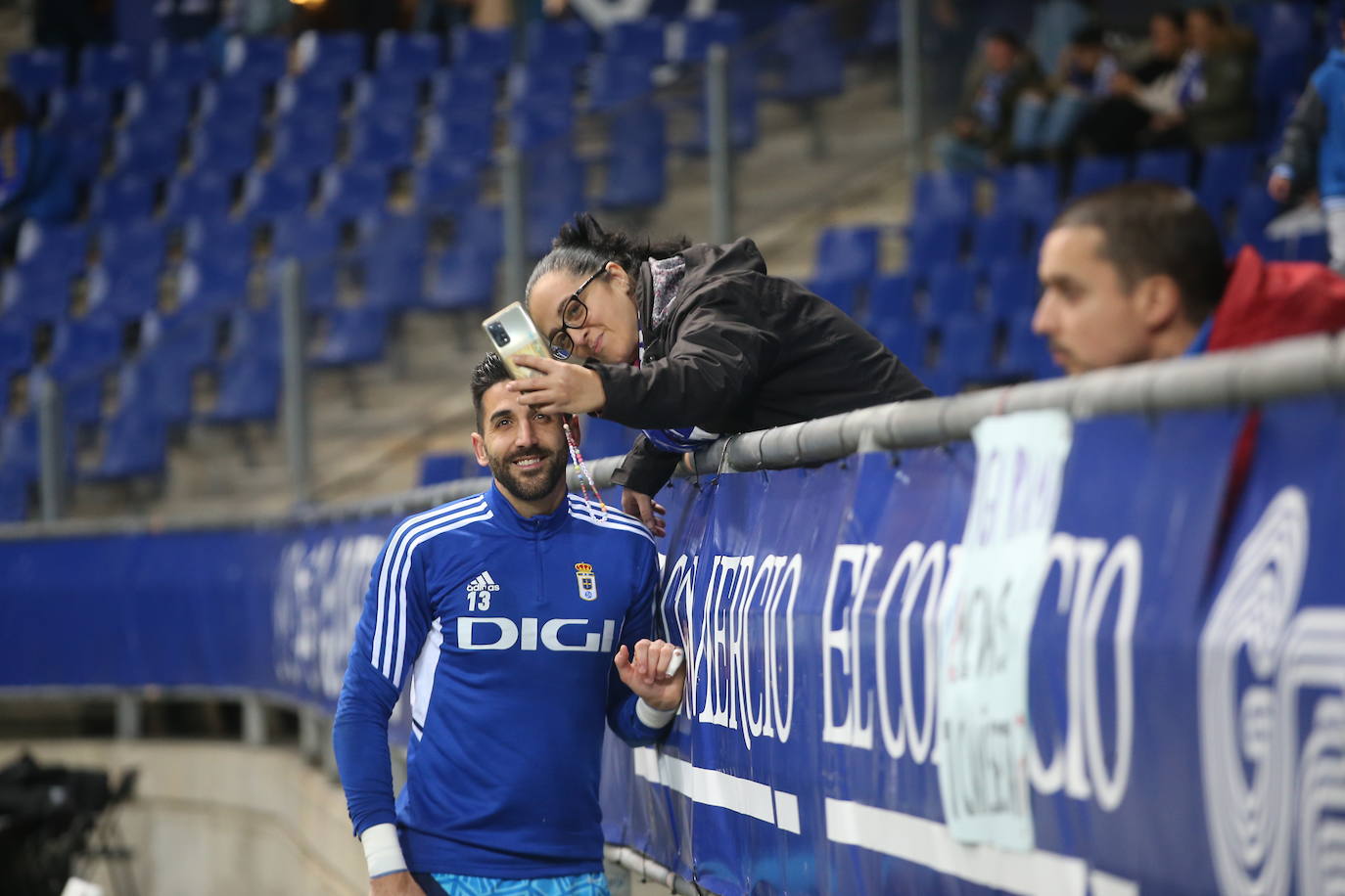 Fotos: ¿Estuviste en el Real Oviedo - Las Palmas? ¡Búscate!