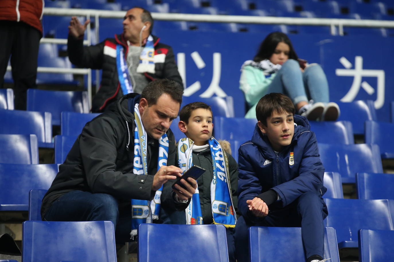 Fotos: ¿Estuviste en el Real Oviedo - Las Palmas? ¡Búscate!