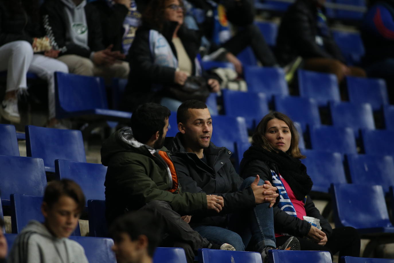 Fotos: ¿Estuviste en el Real Oviedo - Las Palmas? ¡Búscate!