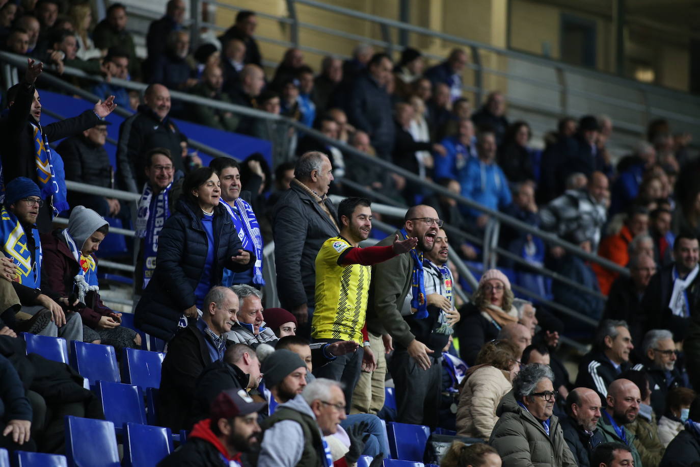 Fotos: ¿Estuviste en el Real Oviedo - Las Palmas? ¡Búscate!