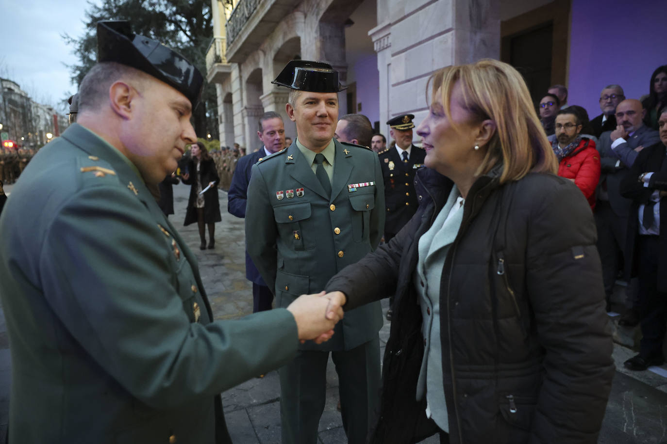 Fotos: Entrega de la Medalla de Oro al Regimiento «Príncipe» número 3 en Siero