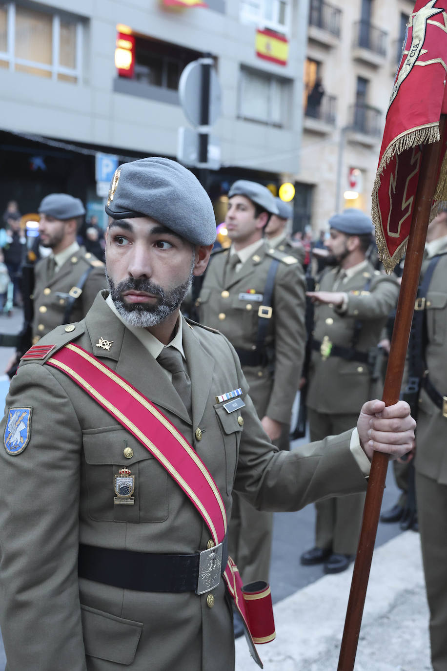 Fotos: Entrega de la Medalla de Oro al Regimiento «Príncipe» número 3 en Siero