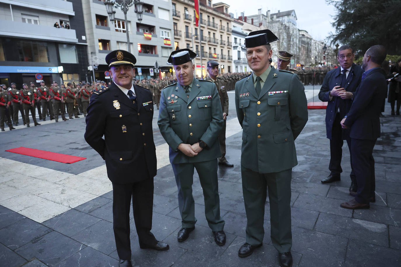 Fotos: Entrega de la Medalla de Oro al Regimiento «Príncipe» número 3 en Siero