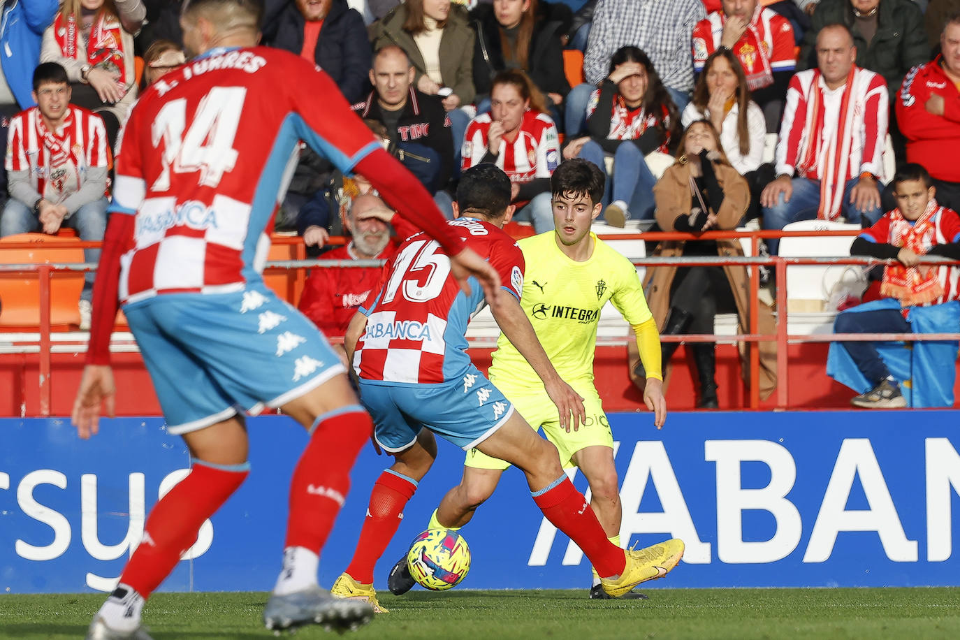 Fotos: Las mejores jugadas del Lugo 0-1 Sporting