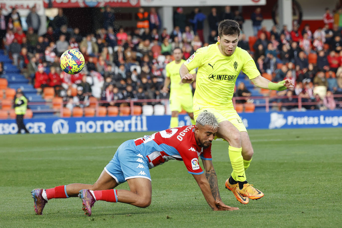 Fotos: Las mejores jugadas del Lugo 0-1 Sporting