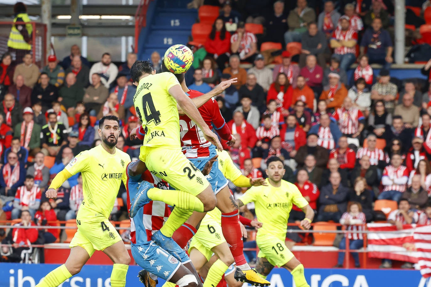 Fotos: Las mejores jugadas del Lugo 0-1 Sporting