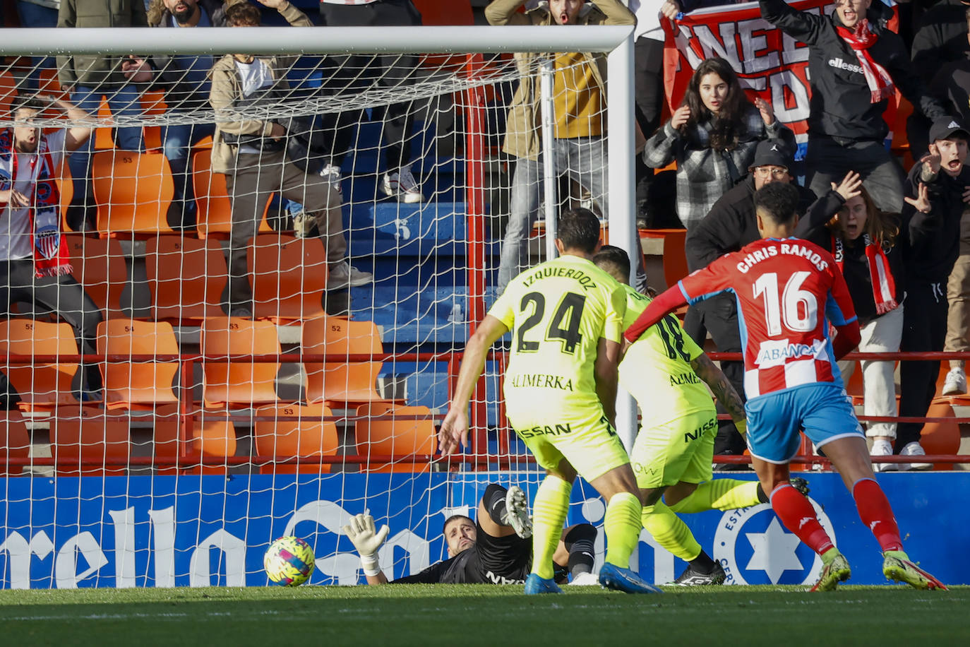 Fotos: Las mejores jugadas del Lugo 0-1 Sporting