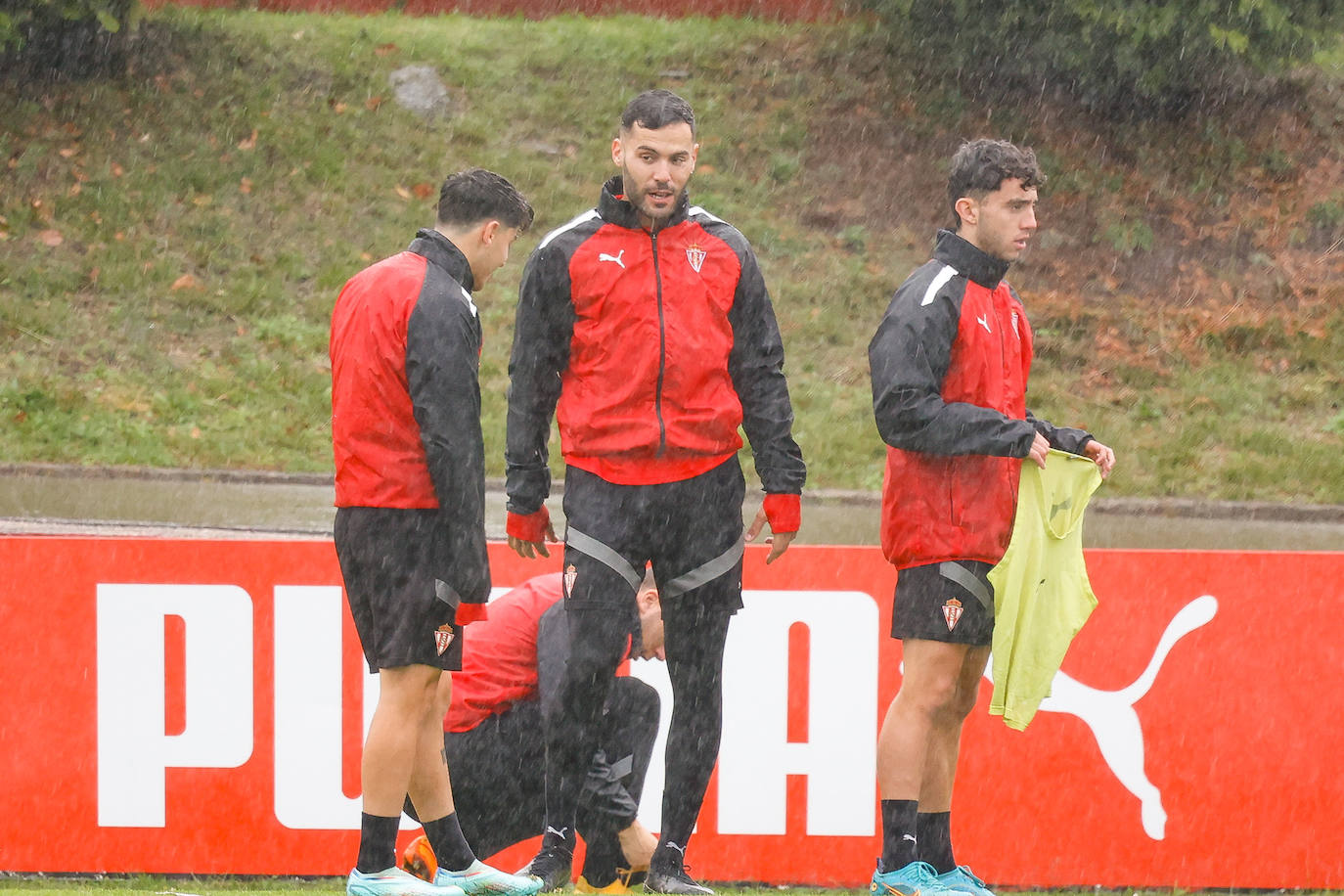 Fotos: Entrenamiento del Sporting (09/12/22)