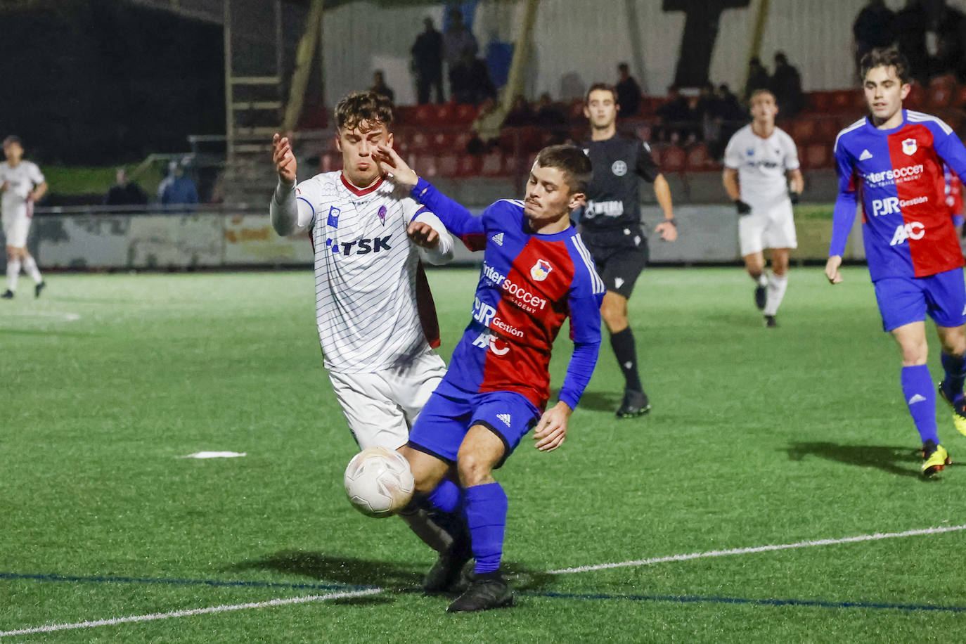 Fotos: Las mejores jugadas del TSK Roces - Langreo B