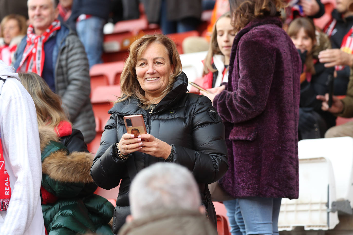 Fotos: ¿Estuviste en el Sporting-Cartagena?¡Búscate en El Molinón!