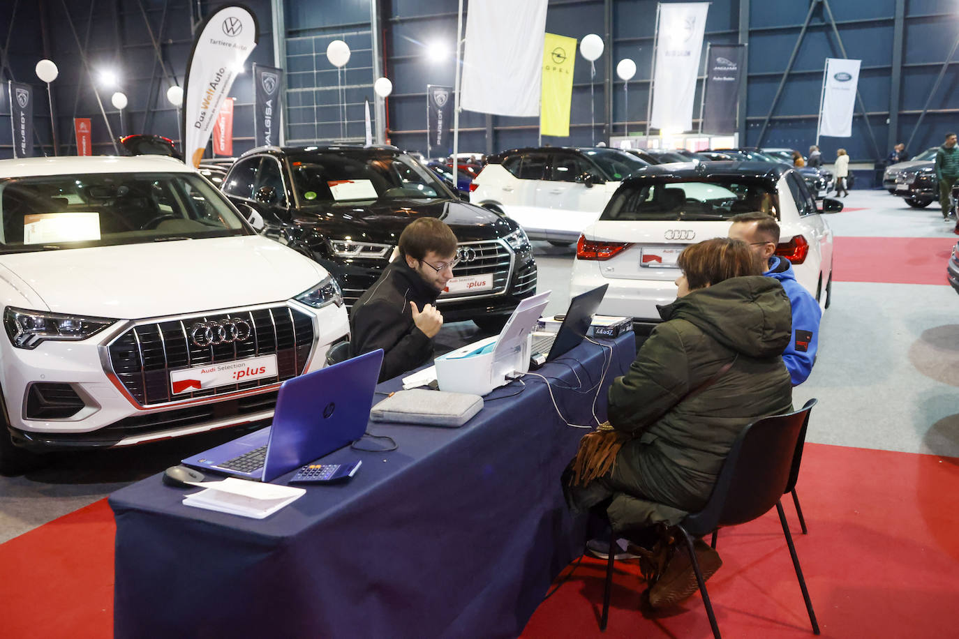 Fotos: Gijón acoge la tercera edición de la feria de automóviles de kilómetro cero y vehículos seminuevos