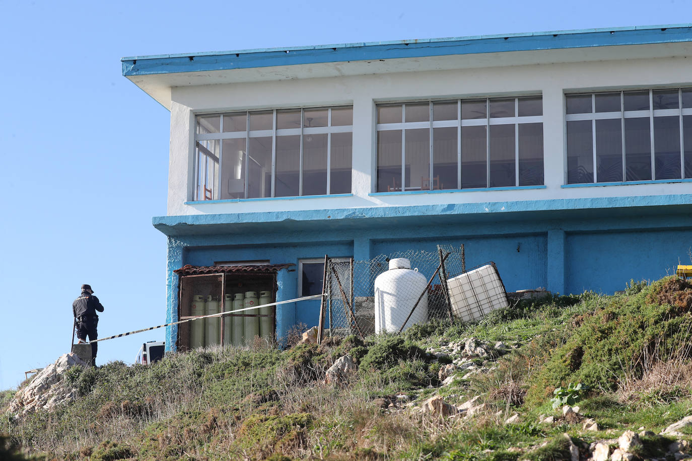 Fotos: Reanudan en el Cabo Peñas la búsqueda de la joven Sandra Bermejo