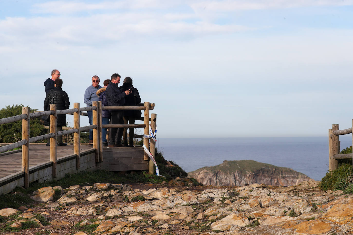 Fotos: Reanudan en el Cabo Peñas la búsqueda de la joven Sandra Bermejo