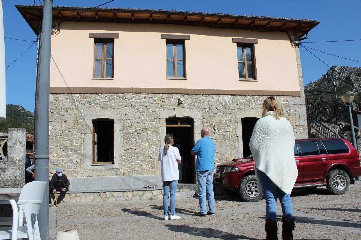 La escuela es el motivo del pleito entre Ayuntamiento y Sobrefoz. 