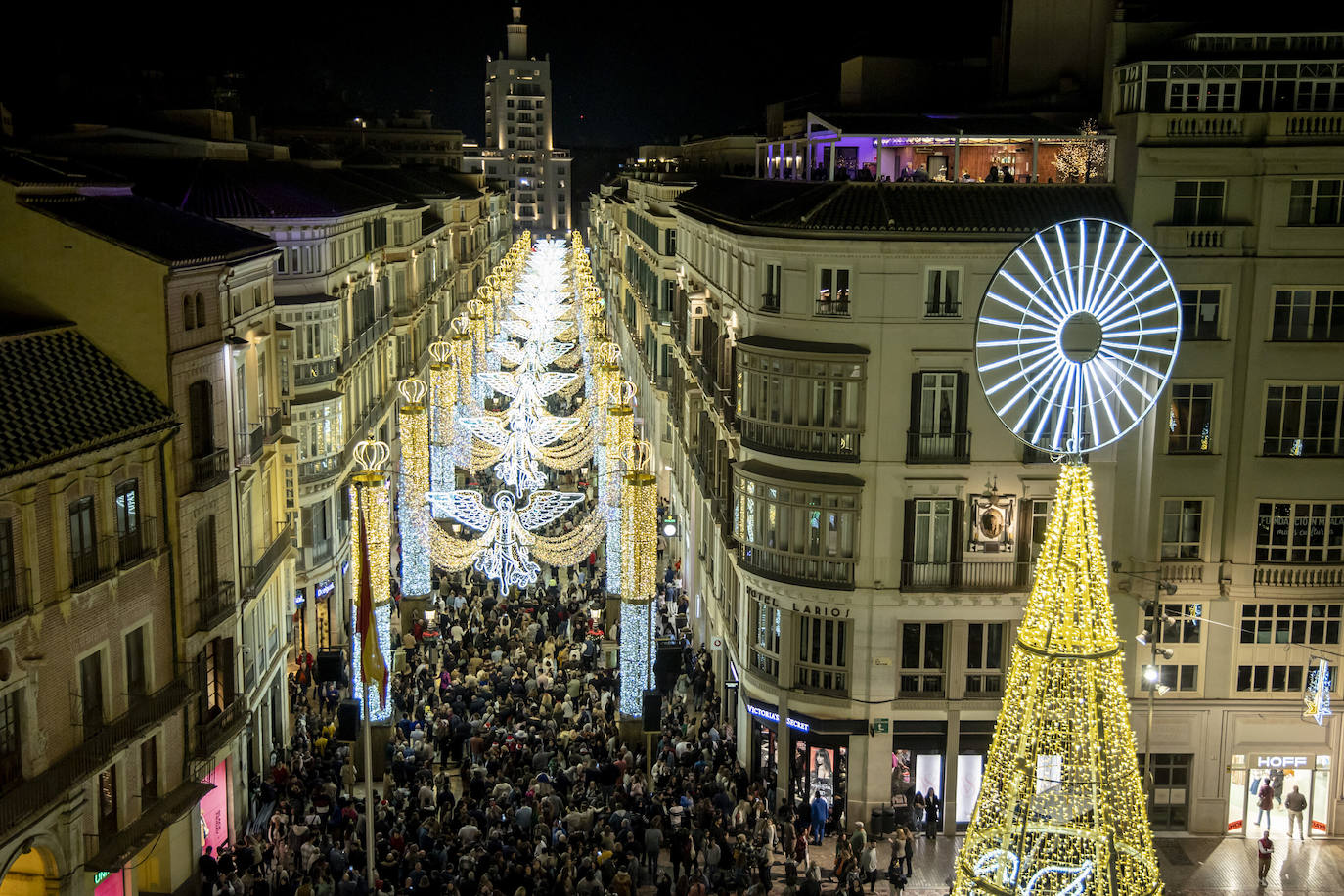 Fotos: Gijón y Oviedo, entre las ciudades españolas más populares en Instagram en Navidad