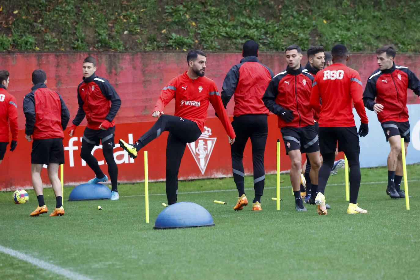 Fotos: Entrenamiento del Sporting (16/12/2022)