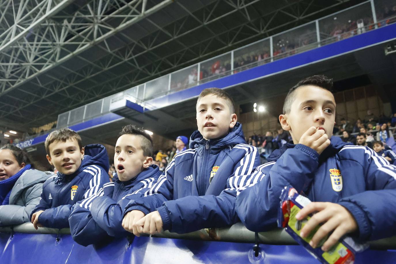 Fotos: ¿Estuviste en el derbi asturiano Real Oviedo - Sporting? ¡Búscate en el Tartiere!