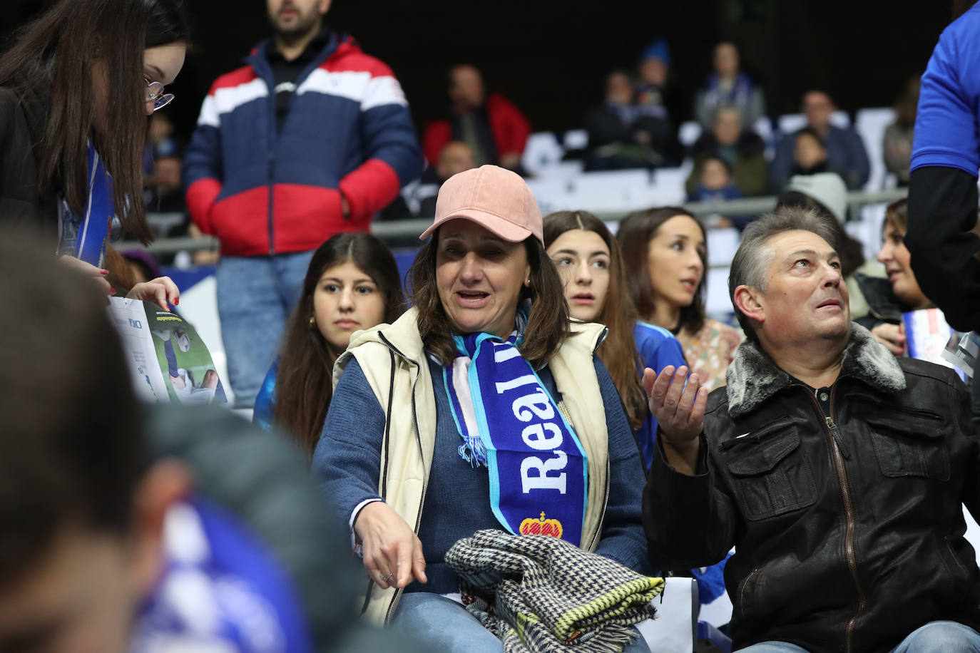 Fotos: ¿Estuviste en el derbi asturiano Real Oviedo - Sporting? ¡Búscate en el Tartiere!