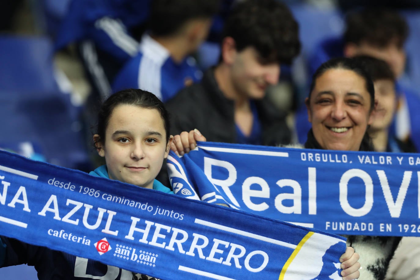 Fotos: ¿Estuviste en el derbi asturiano Real Oviedo - Sporting? ¡Búscate en el Tartiere!