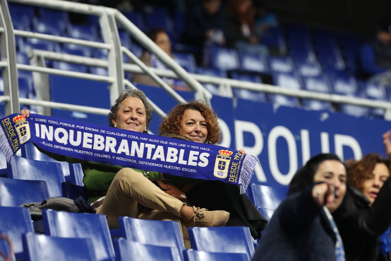 Fotos: ¿Estuviste en el derbi asturiano Real Oviedo - Sporting? ¡Búscate en el Tartiere!