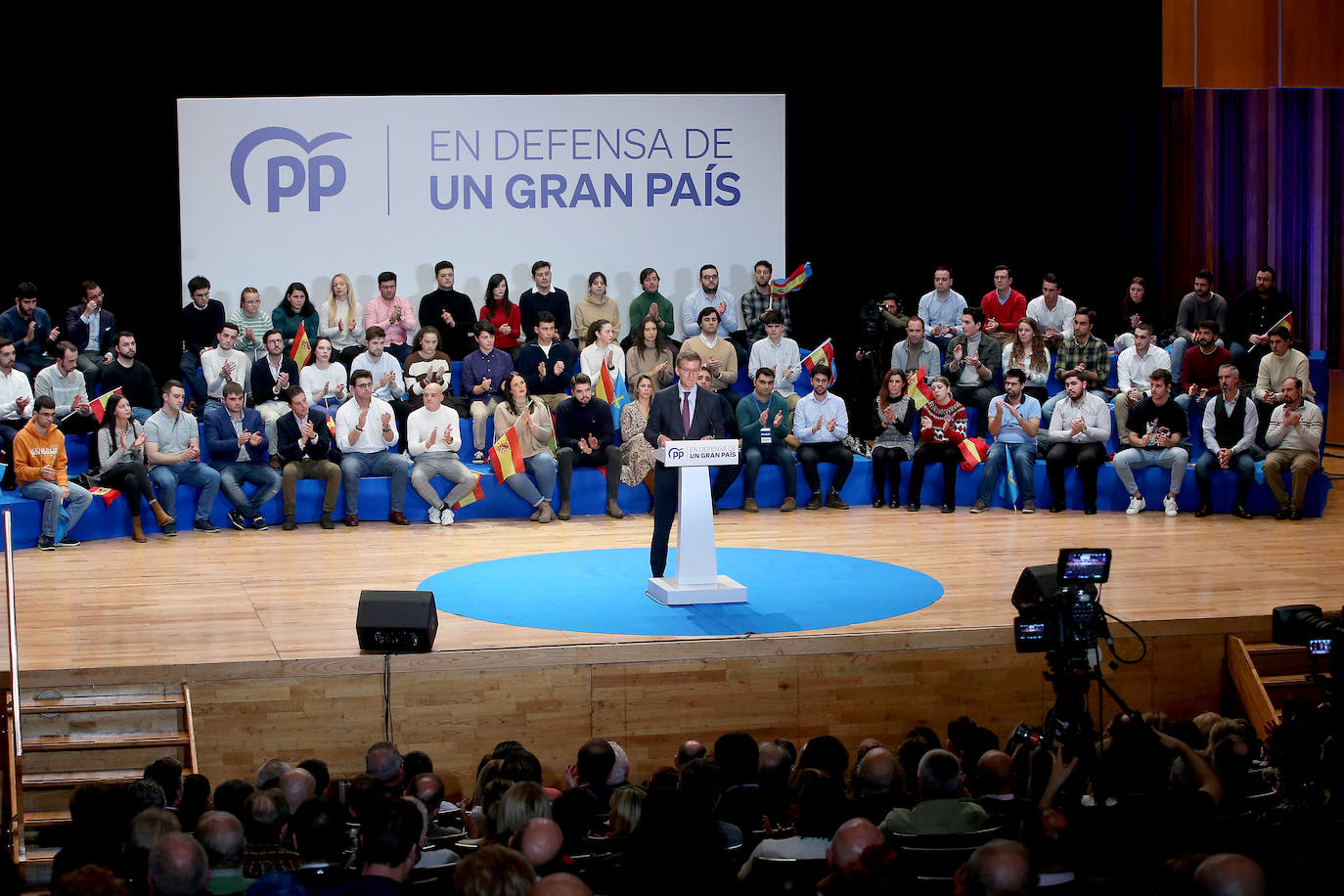 Fotos: Feijóo presenta a Diego Canga como candidato a la Presidencia del Principado