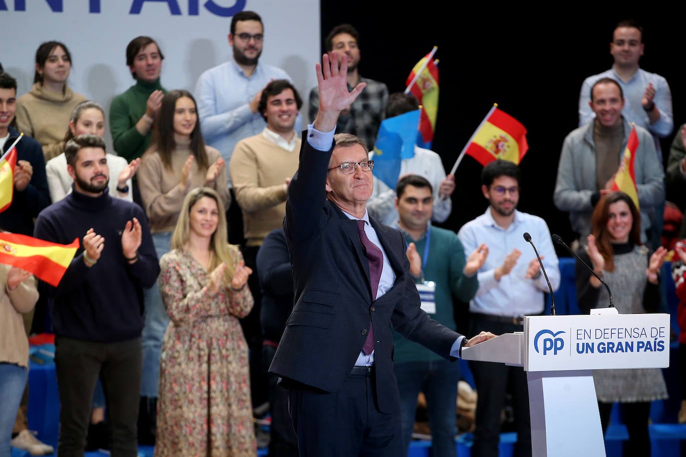 Fotos: Feijóo presenta a Diego Canga como candidato a la Presidencia del Principado