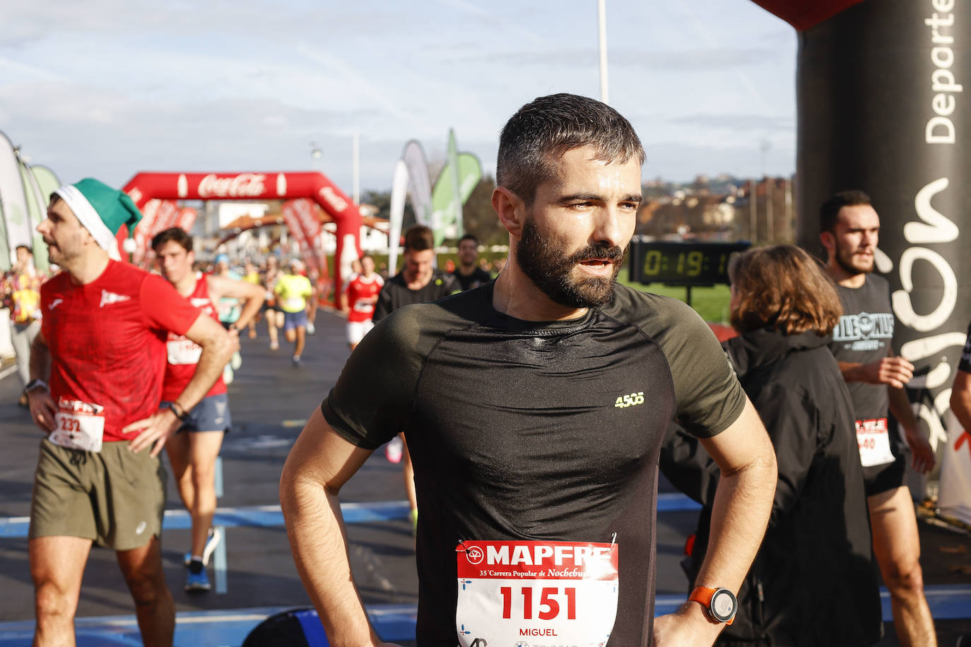 Fotos: ¿Participaste en la Carrera de Nochebuena de Gijón? ¡Búscate!