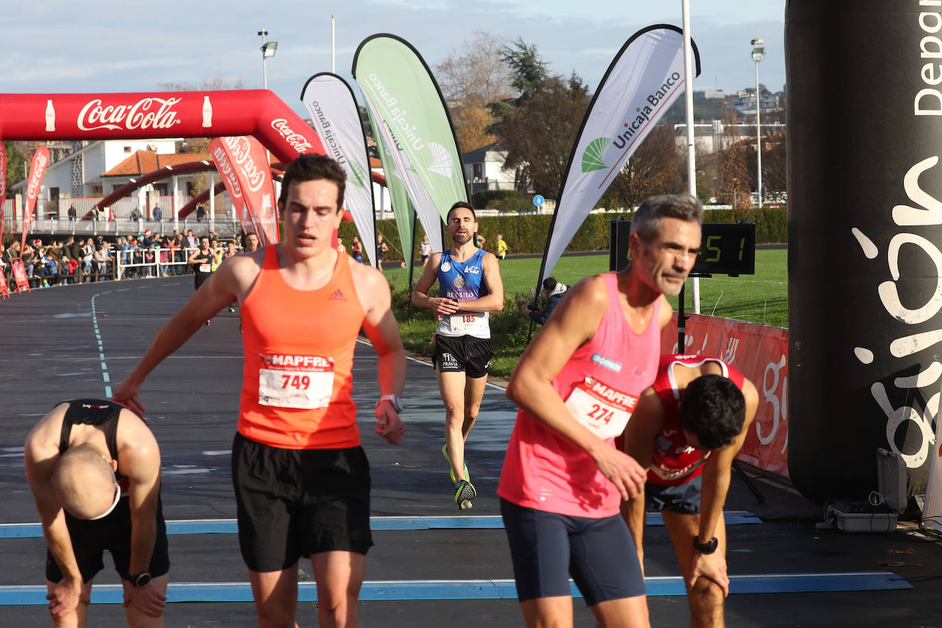 Fotos: ¿Participaste en la Carrera de Nochebuena de Gijón? ¡Búscate!