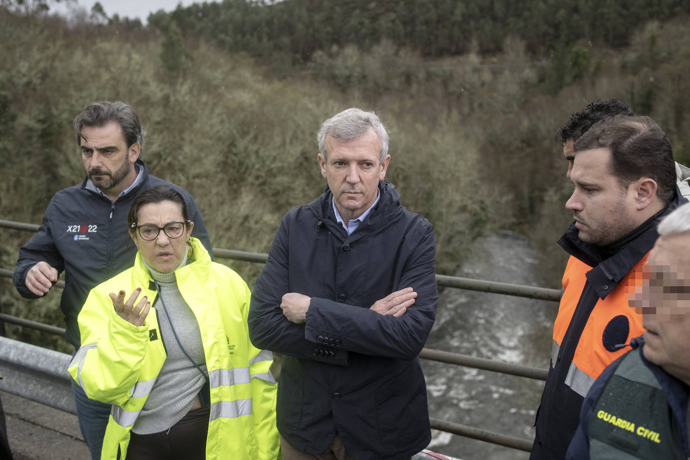 Fotos: Tragedia en Galicia al precipitarse un autobús al río Lérez en Pontevedra