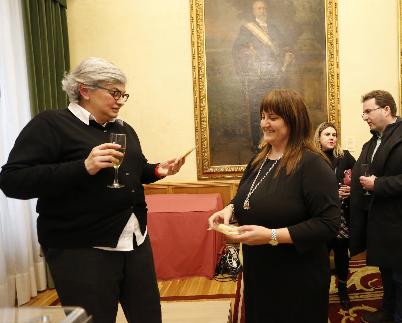 Fotos: Así fue el brindis del cierre del año de los alcaldes de Gijón, Oviedo y Avilés